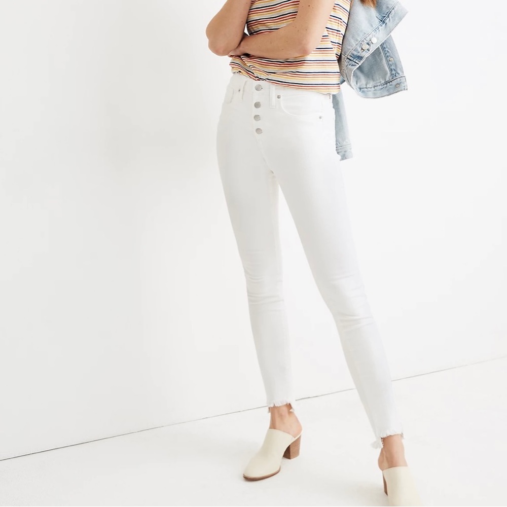 Madewell. White jeans with uneven, unfinished hem